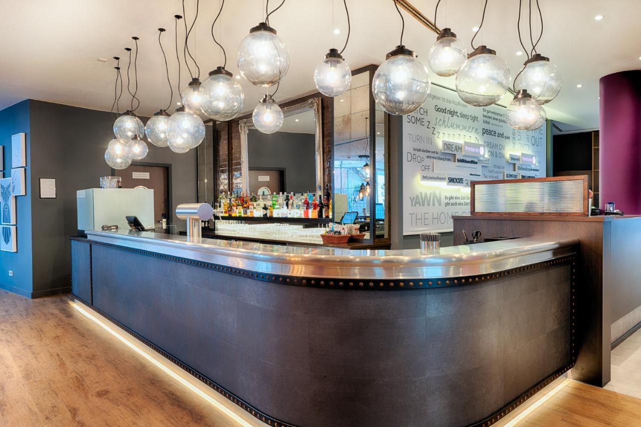 Premier Inn Stuttgart Bad Cannstatt Екстер'єр фото