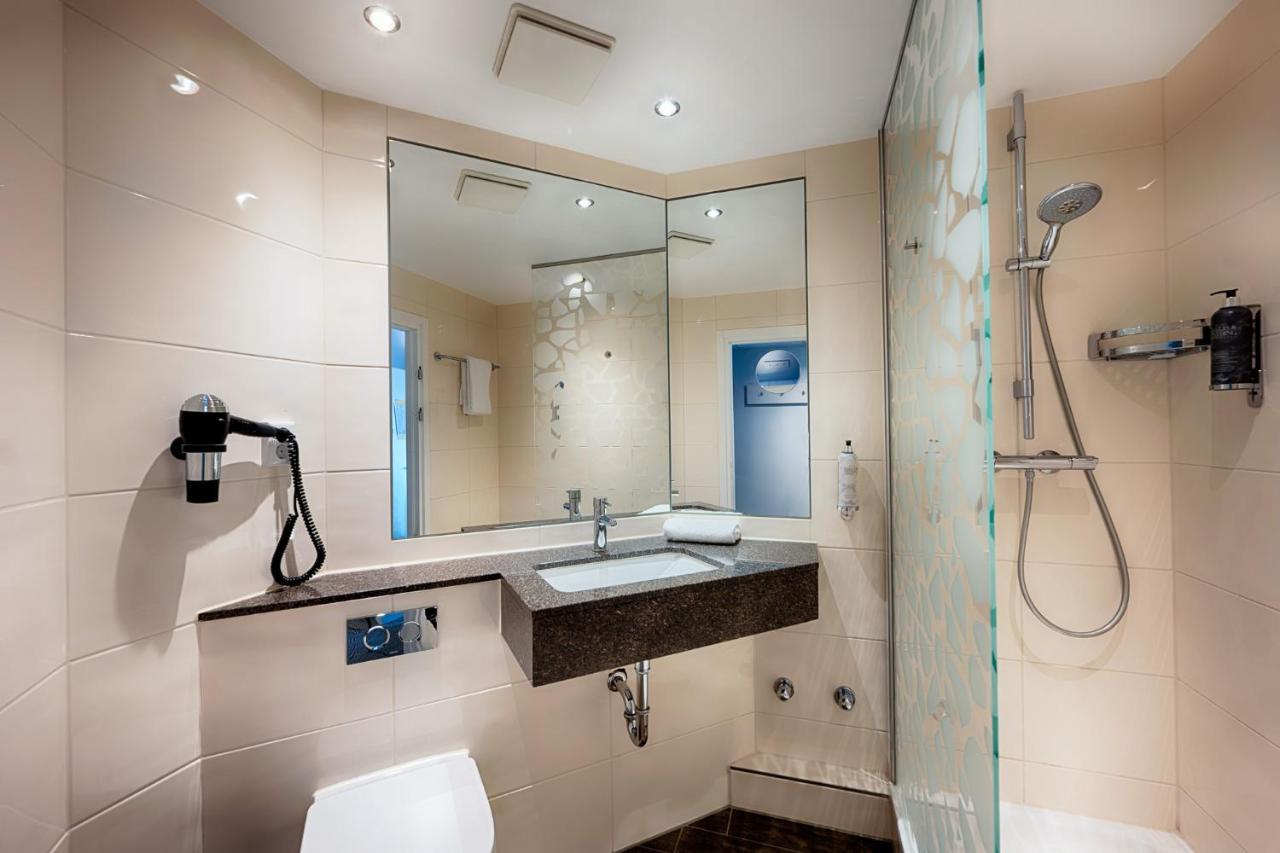 Premier Inn Stuttgart Bad Cannstatt Екстер'єр фото