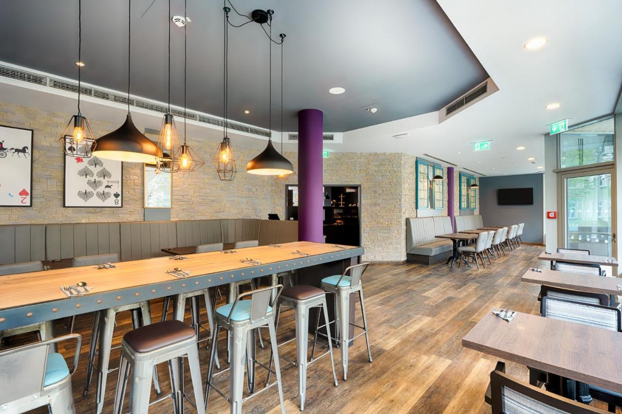 Premier Inn Stuttgart Bad Cannstatt Екстер'єр фото
