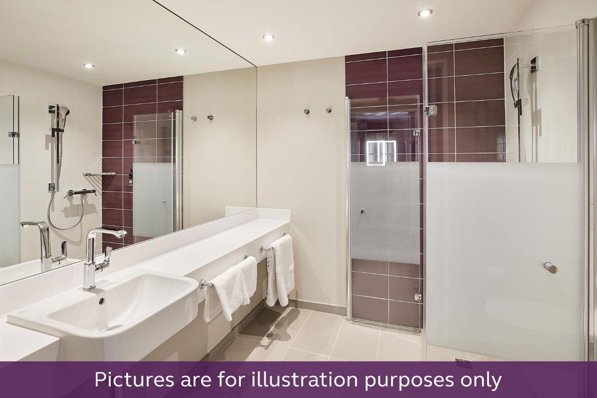 Premier Inn Stuttgart Bad Cannstatt Екстер'єр фото